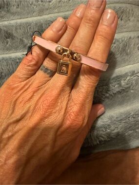 Kate Spade New York Everyday Spade Thin Enamel Bangle Pink. 2.25” W Inside